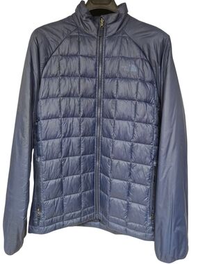 The North Face Men's Navy Blue Quilted Puffer Jacket